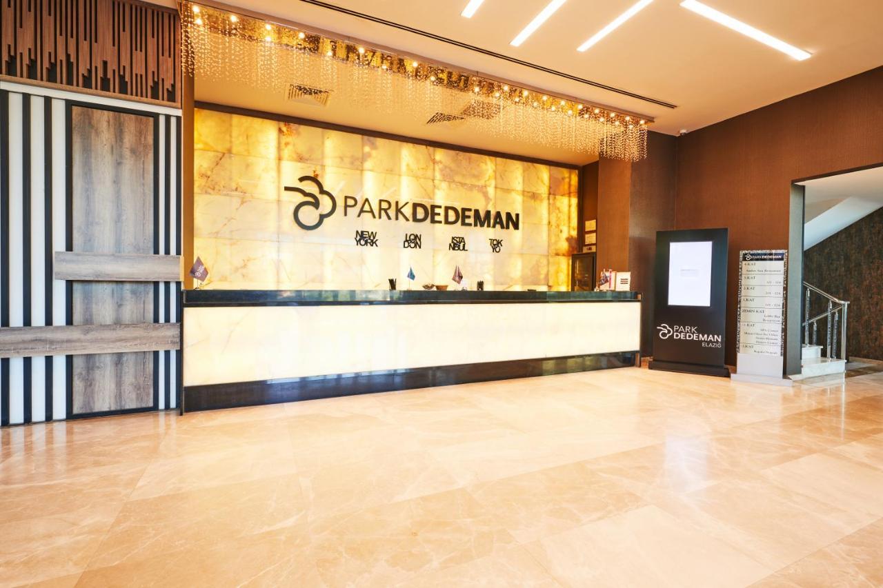 ホテル Park Dedeman エラズー エクステリア 写真